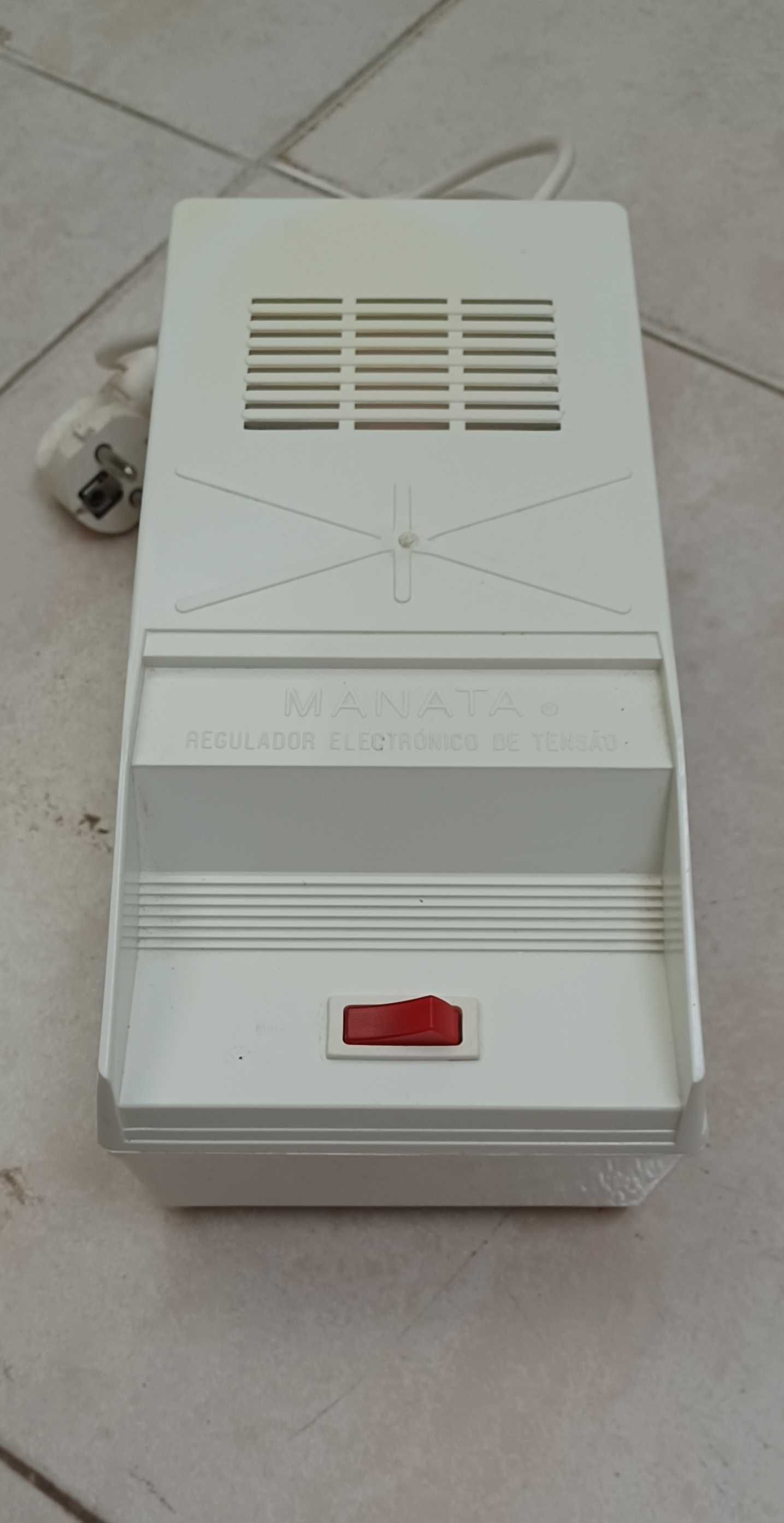Regulador Eletrónico de Tensão