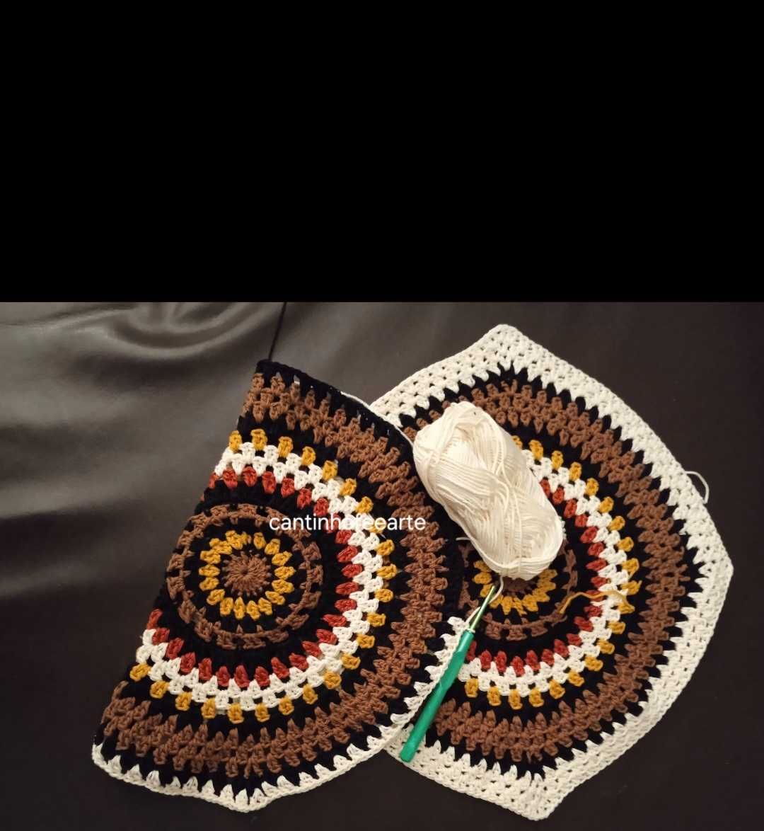 Mala/saco em crochet á mão