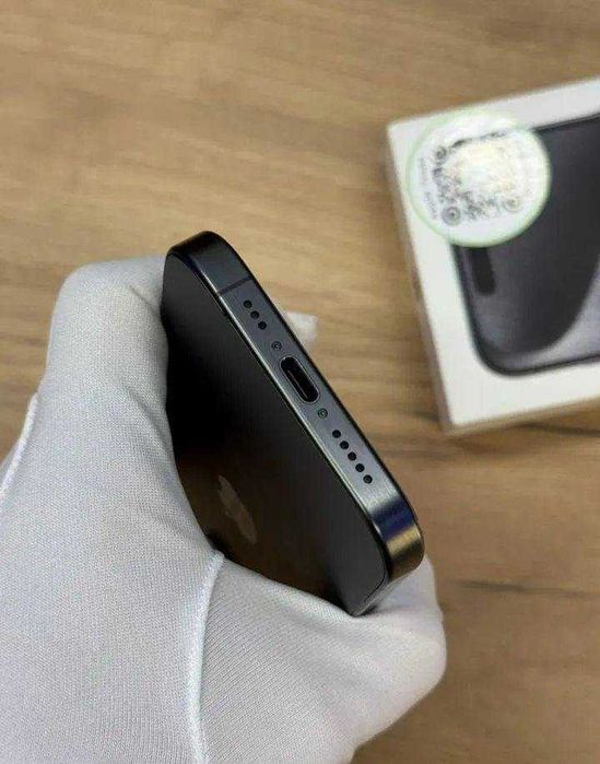 iPhone 15 pro 128 gb