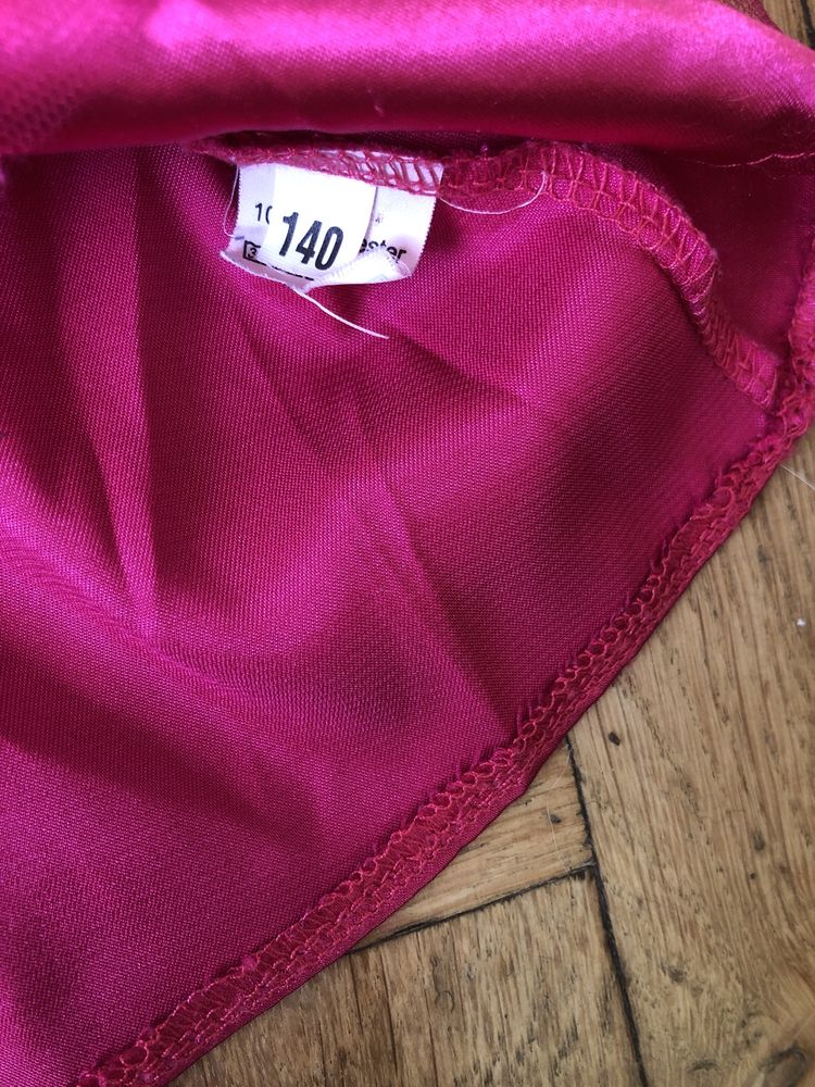 Sukienka welurowa z perełkami r 140