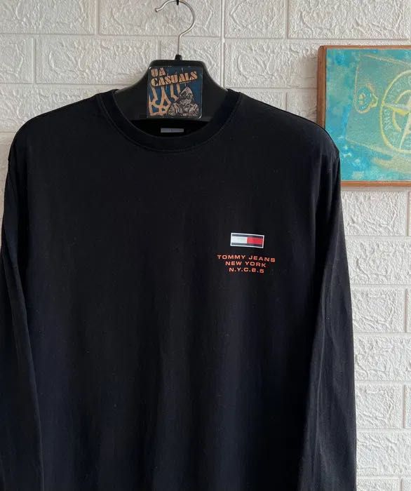 Світшот Tommy Jeans з великим лого тонкий літній лонгслів рЛ