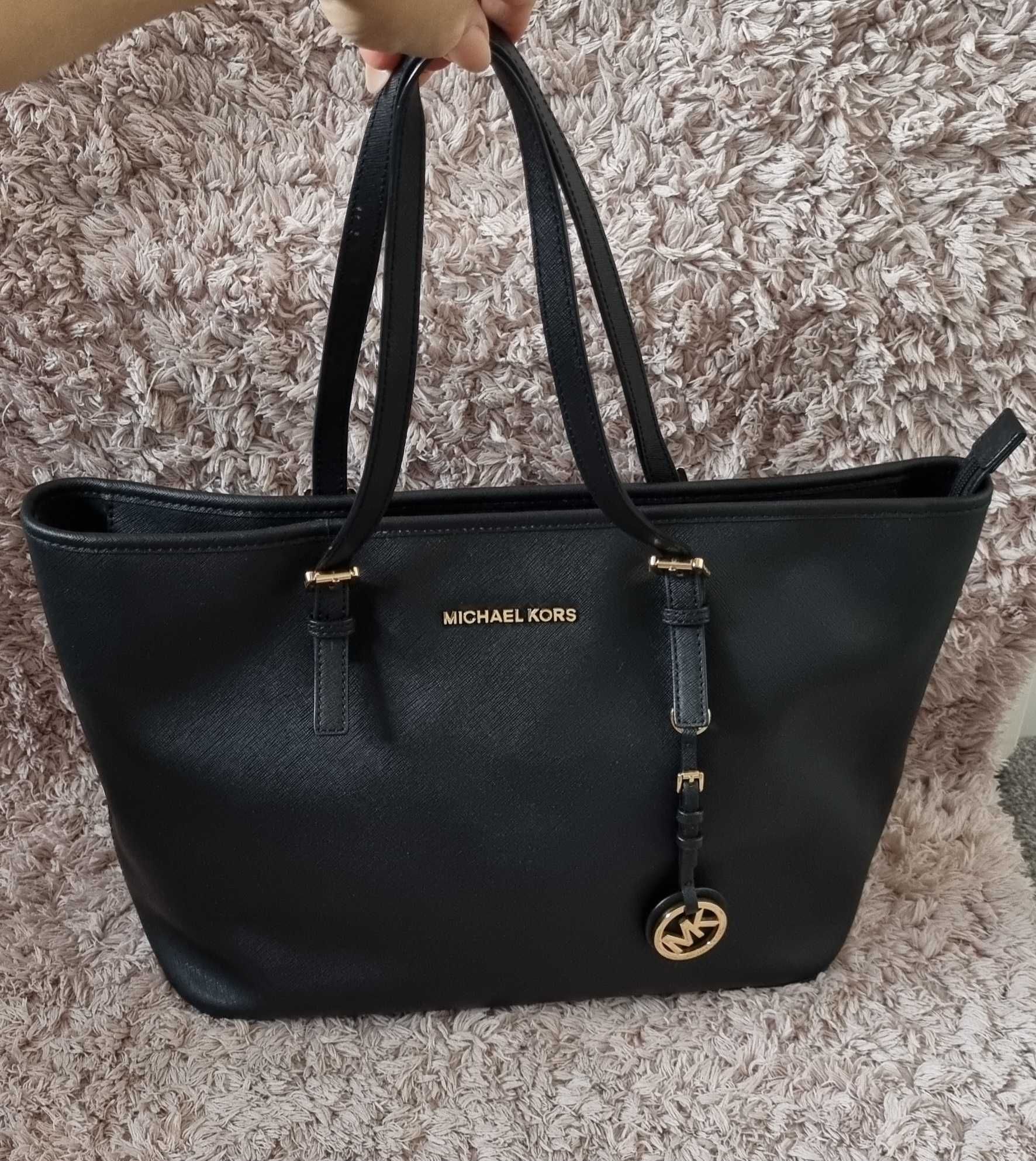 MICHAEL KORS ,Torebka Czarna  skóra ORYGINAŁ stan bardzo dobry