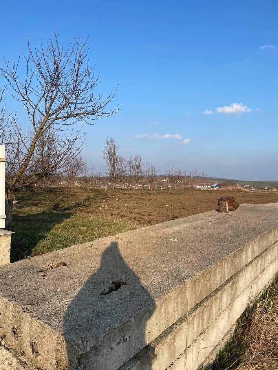 Продається земельна ділянка в Товстолуг