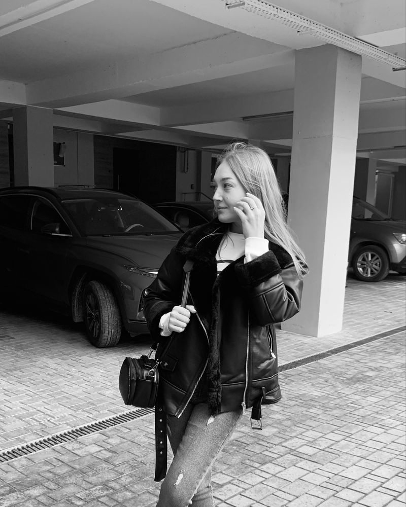 Продам женскую дубленку, размер С-М