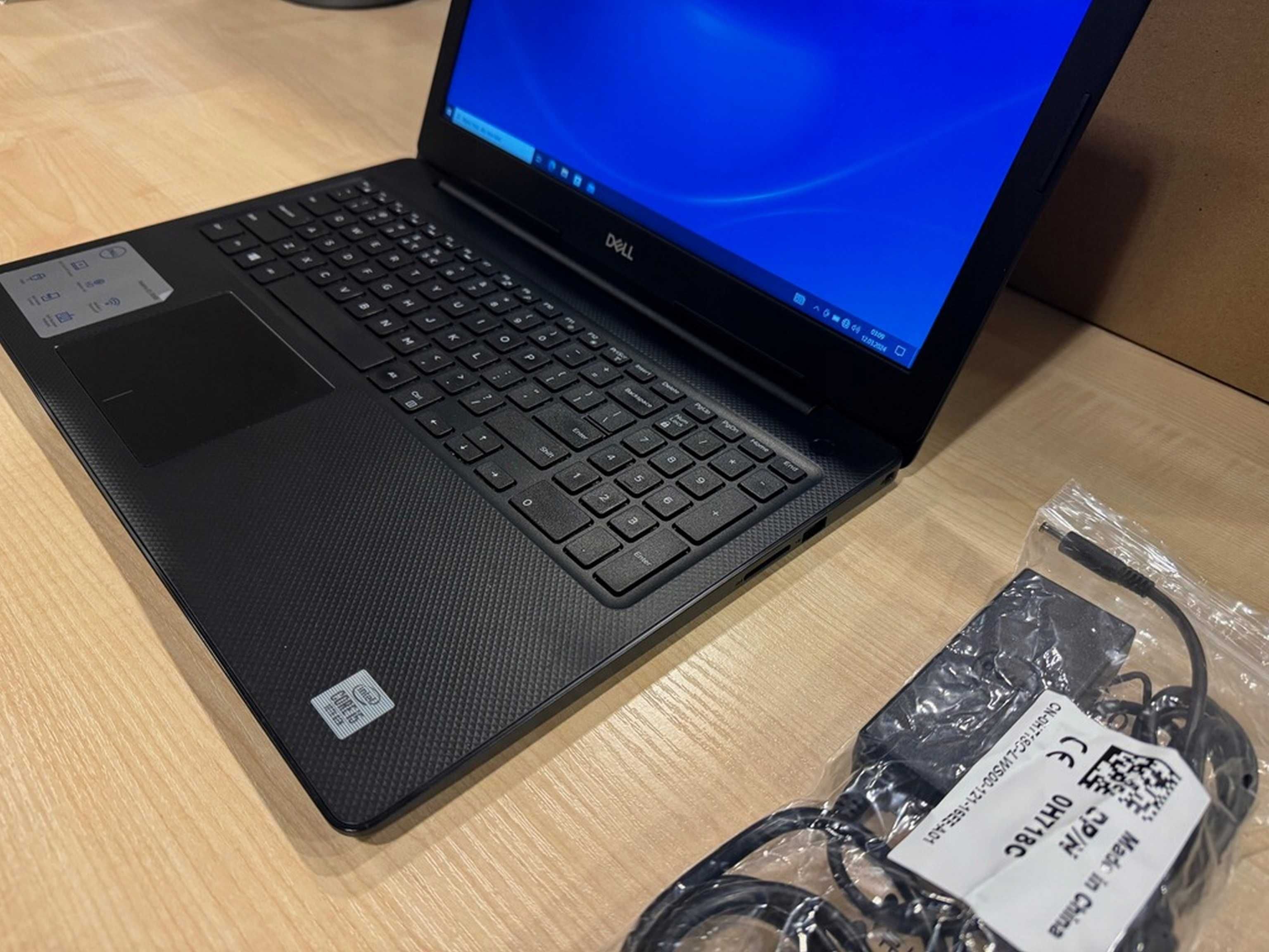 Dell Vostro 15.6" Octacore i5/8GB/256Nvme gama Profissional