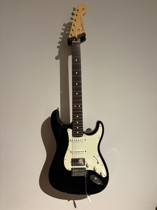 Fender Stratocaster Hybrid II HSS Made in Japan 2024