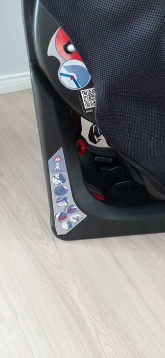 Fotelik do samochodu Chicco xpace