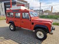 Land Rover Defender LAND ROVER DEFENDER z masztem oswietleniowym