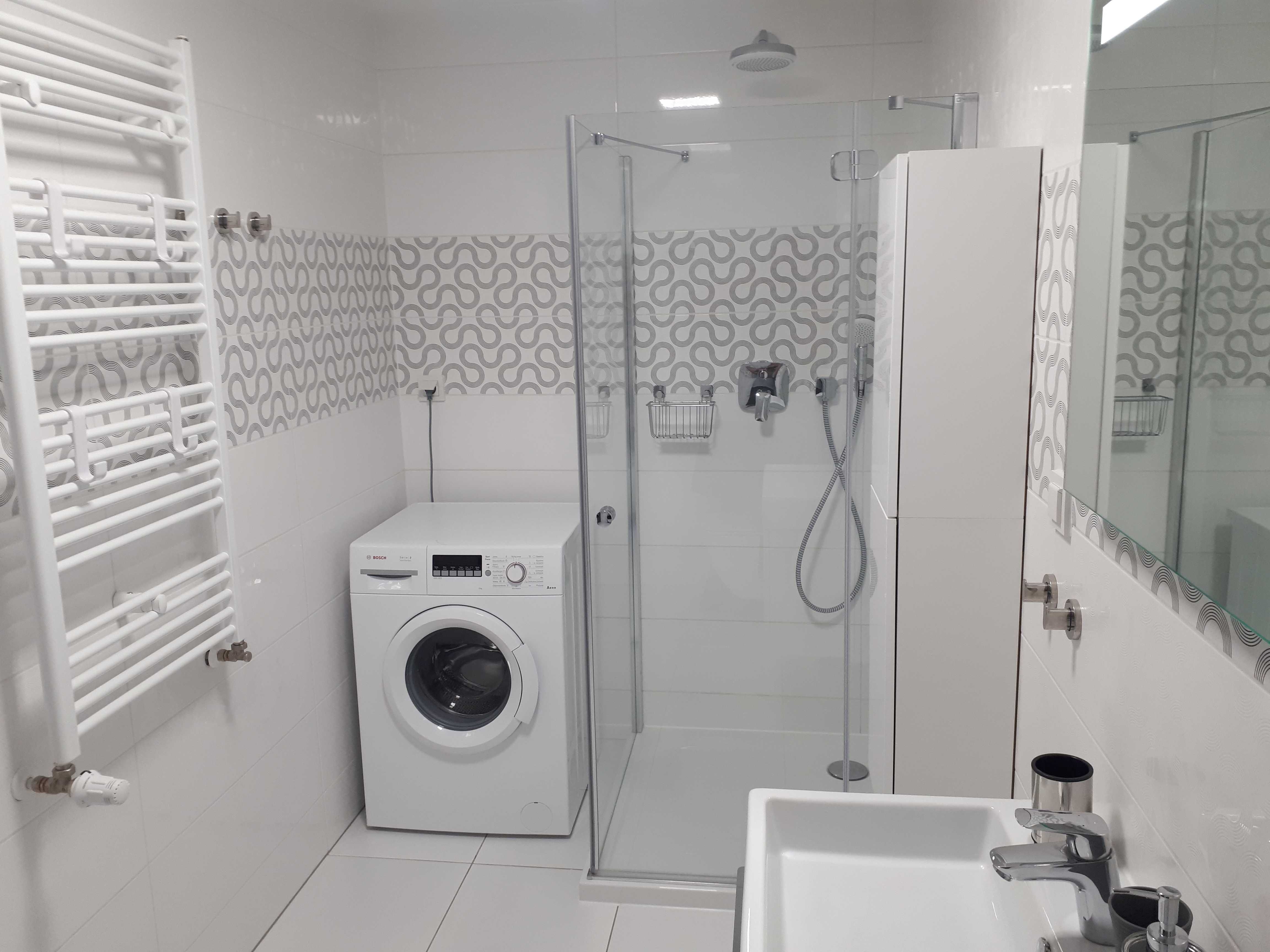 28.07-1.08 Apartament  morze basen kryty jacuzzi SPA sauny Kołobrzeg
