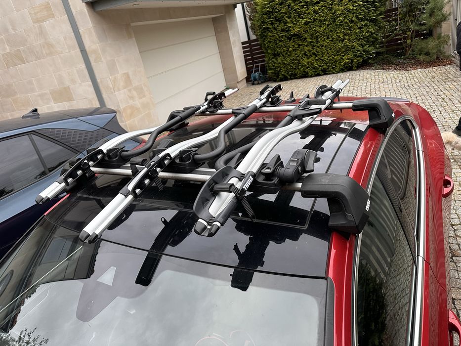 Komplet Thule - bagażnik Arteon plus 3 haki do rowerów