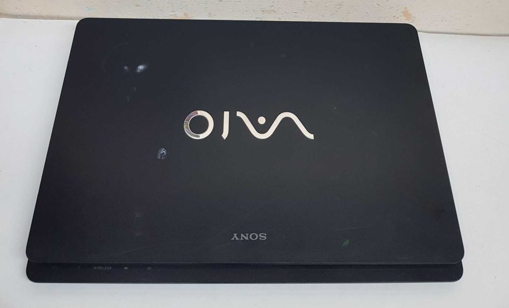 Ноутбук Sony VAIO PCG-813| 16.4 IPS FHD| 4 ядра |видео 1 гб |8/128 SSD