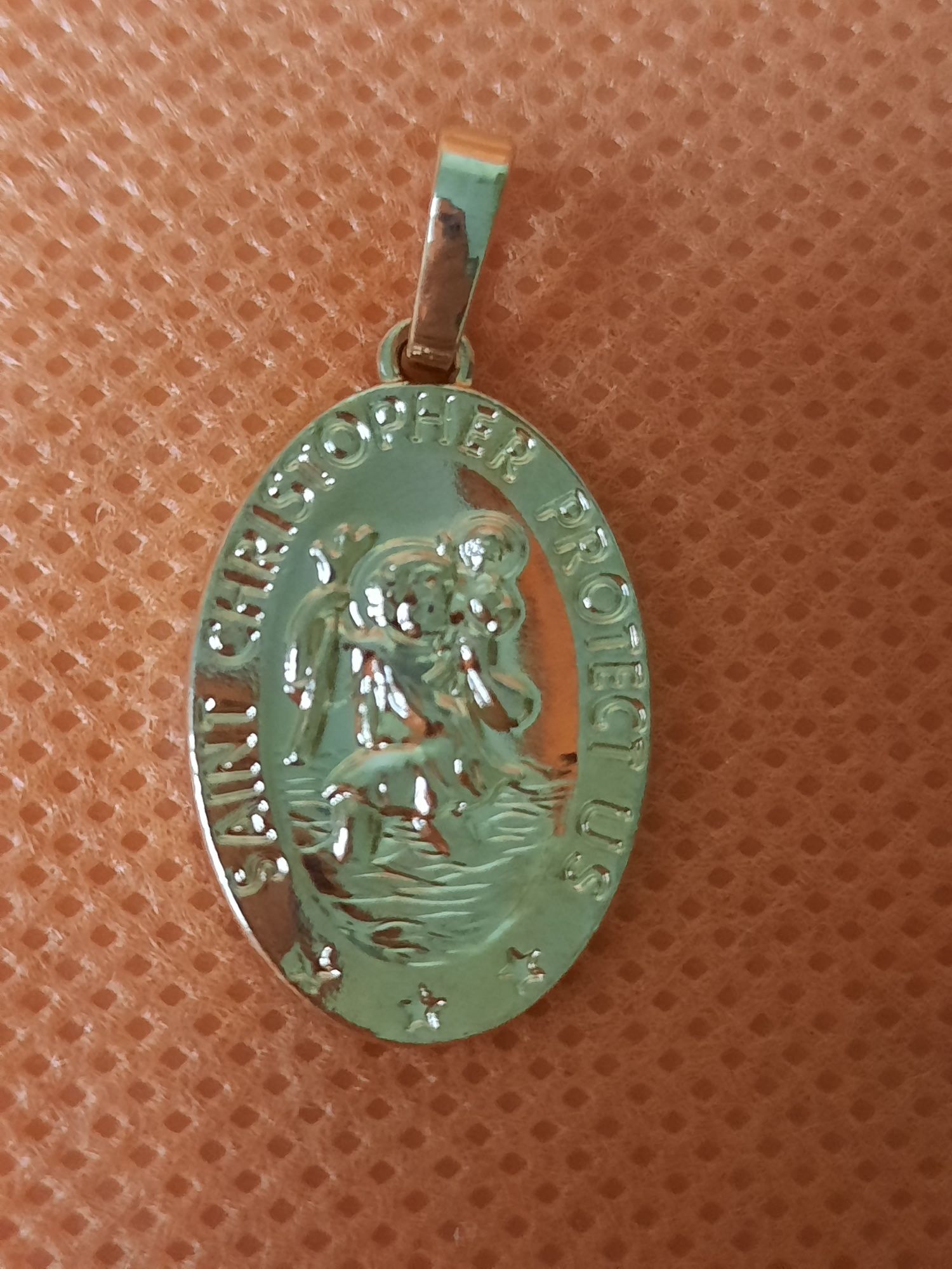 Medalik świętego Krzysztofa patrona kierowcy