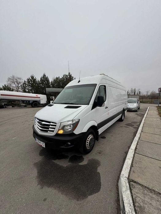 Mercedes Freightliner Sprinter
