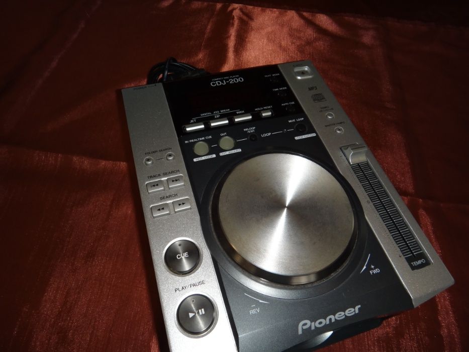 Продам Вертушки Pioneer CDJ-200 пара, не использовались, как новые