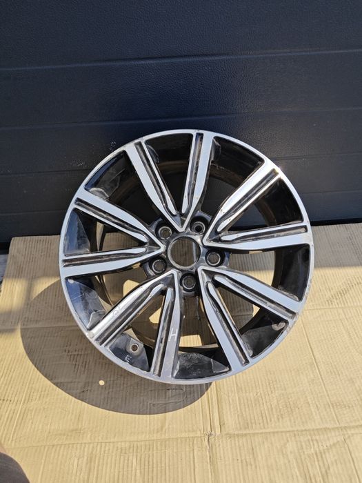 Felga alu 5x114,3 17" KIA Optima J7,5 ET52,5