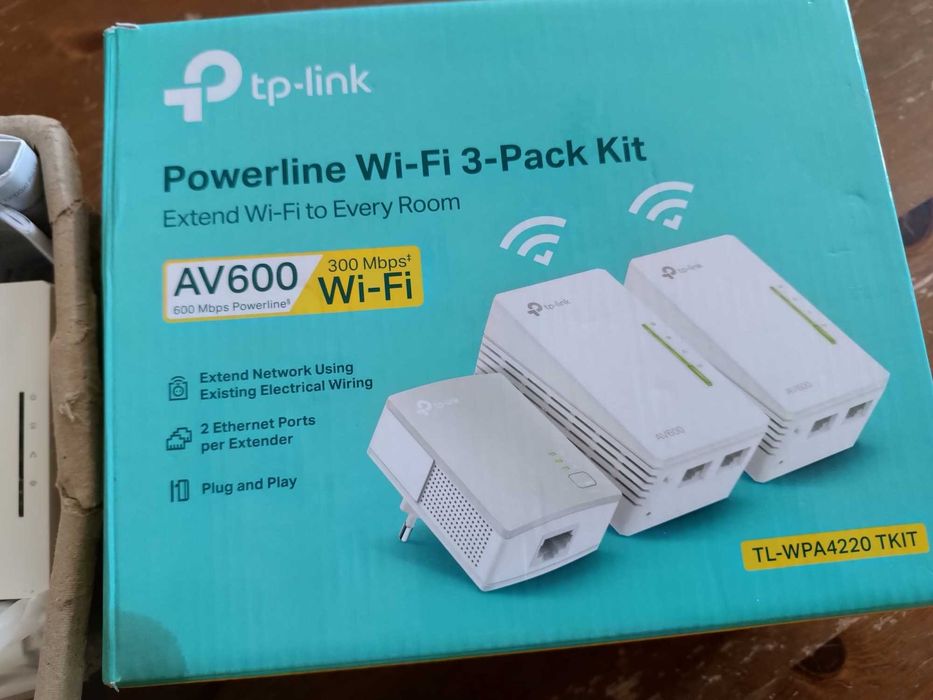 Kit Powerline PLC TP-LINK Wi-Fi AV600 Kit 3 TL-WPA4220T - como novo