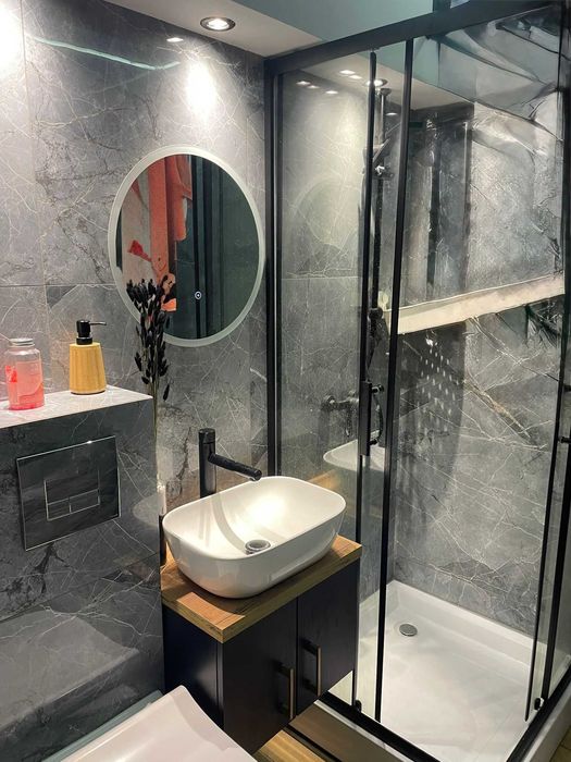 Nowo wyremontowane mieszkanie z pokojem na wynajem