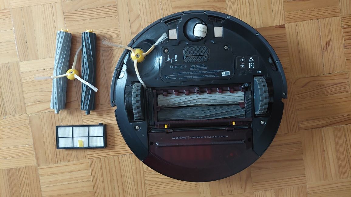 Aspirador iRobot Roomba 825