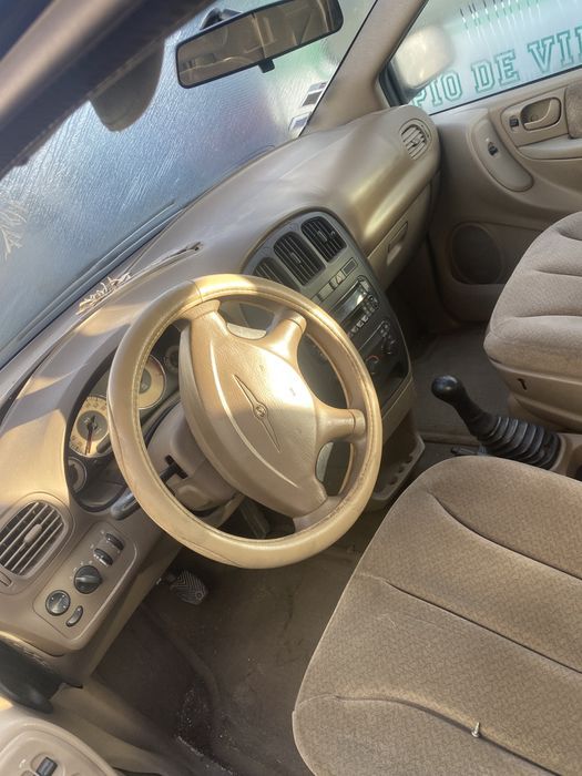 Chrysler Voyager (peças)