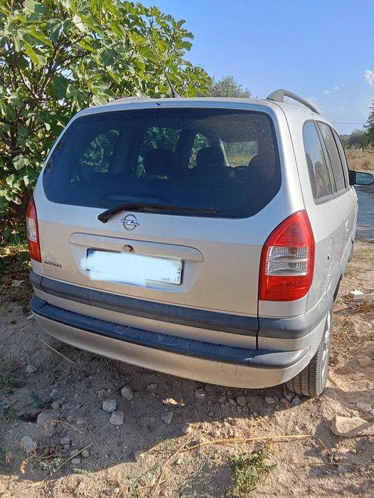 Opel Zafira 1.6 gasolina