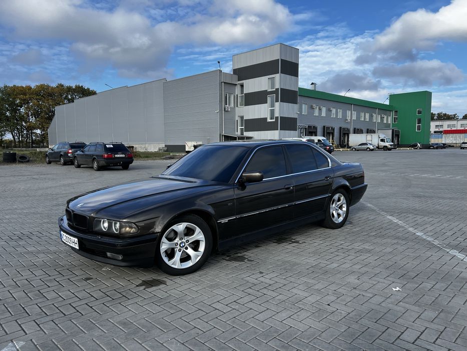 Продам BMW 740i e38 4.0 газ/бенз