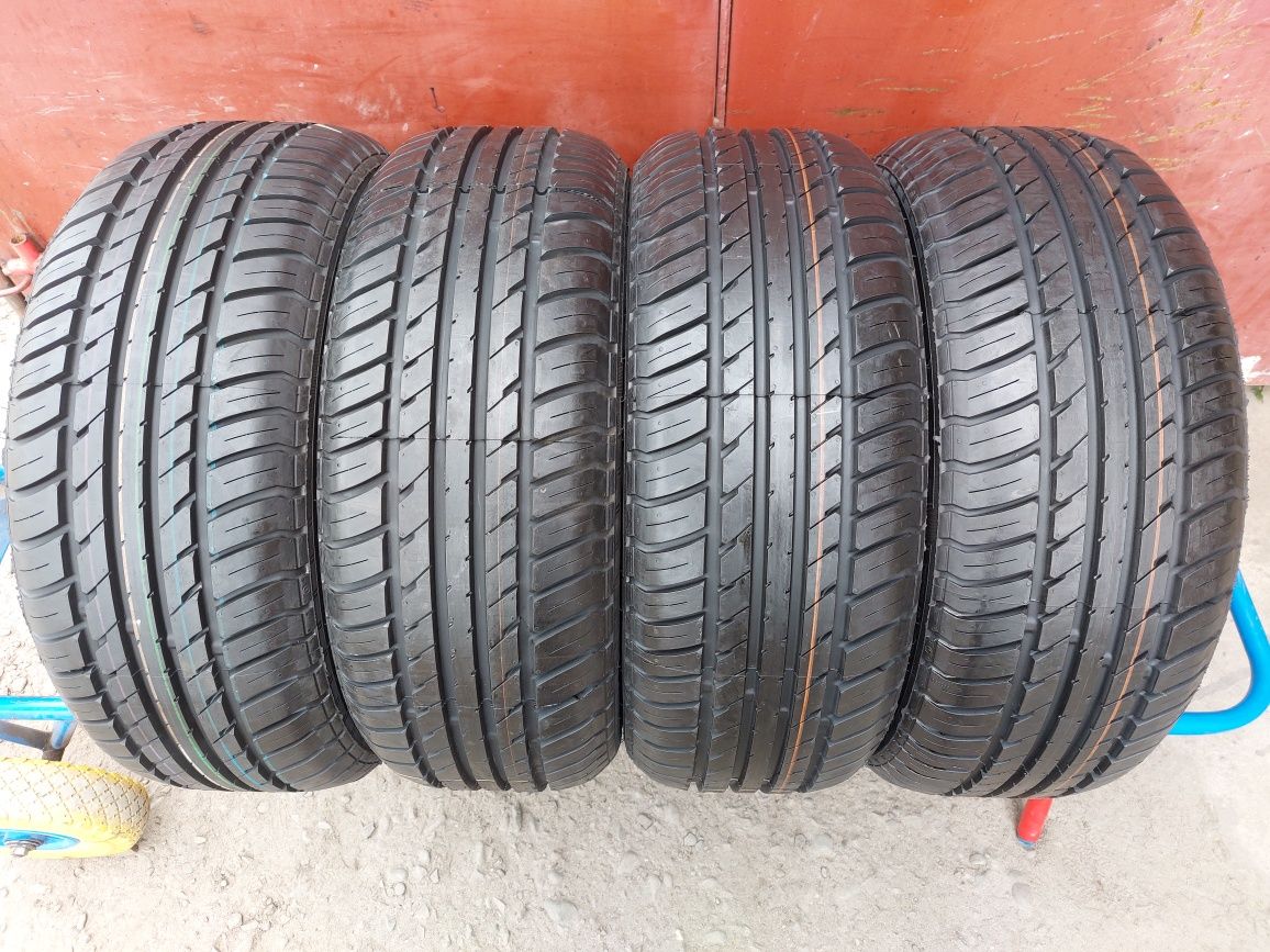 215/60/15 R15 Semperit Top Speed 2 4шт ціна за 1шт літо шини