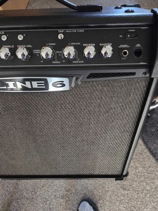 Combo gitarowe Line  6 Spider IV 30 W, FBV2 Przełacznik nożny.