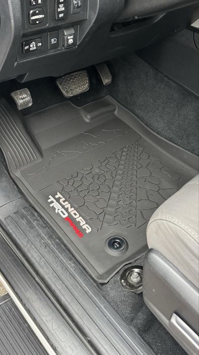 Toyota Tundra TRD PRO коврики салона оригинал!