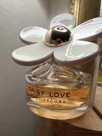 Туалетна вода Marc Jacobs Daisy Love