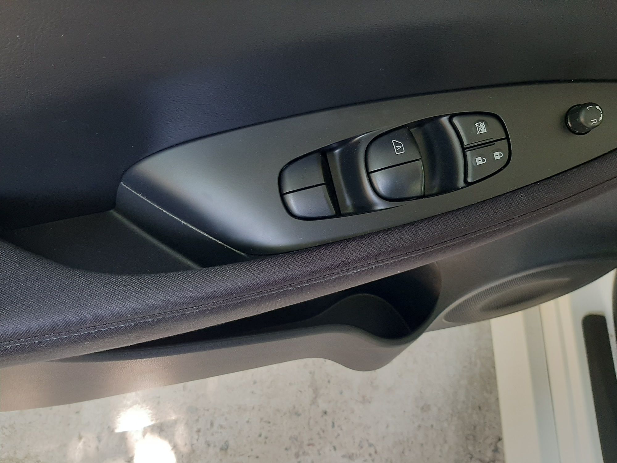 Nissan leaf 40kw. 2021