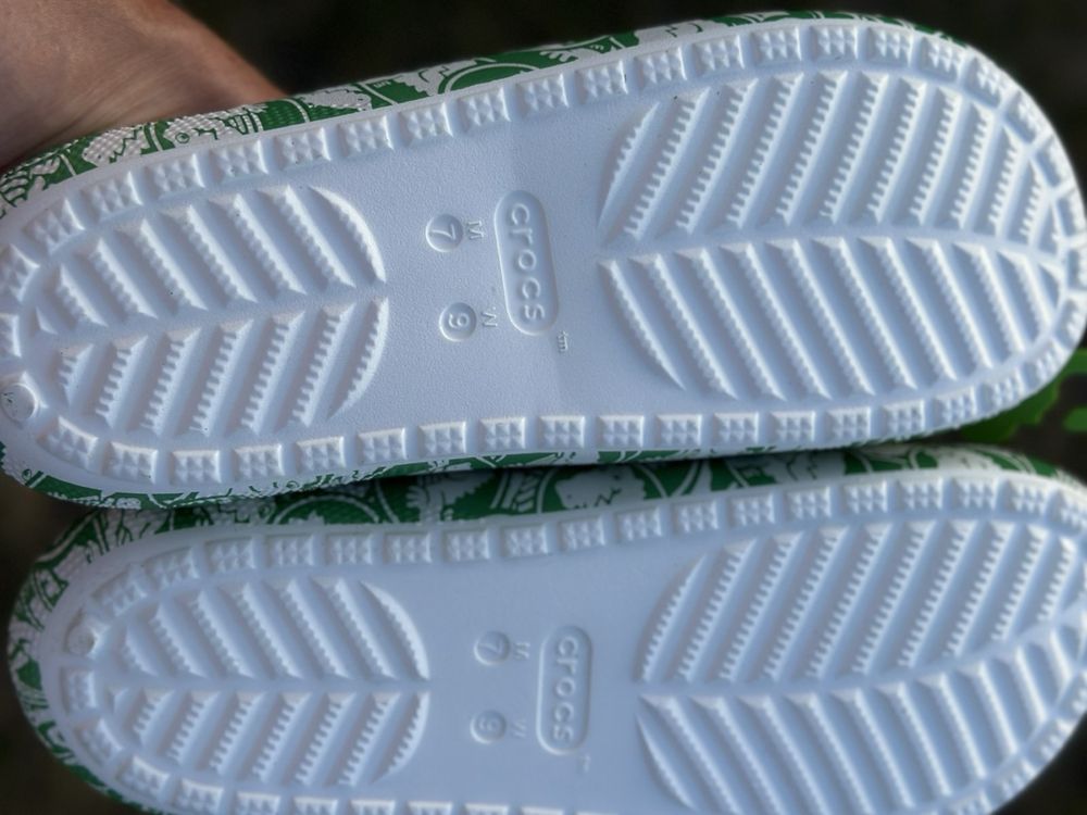 Тапки crocs
