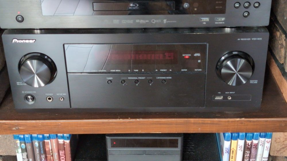 Amplituner Pioneer VSX-935