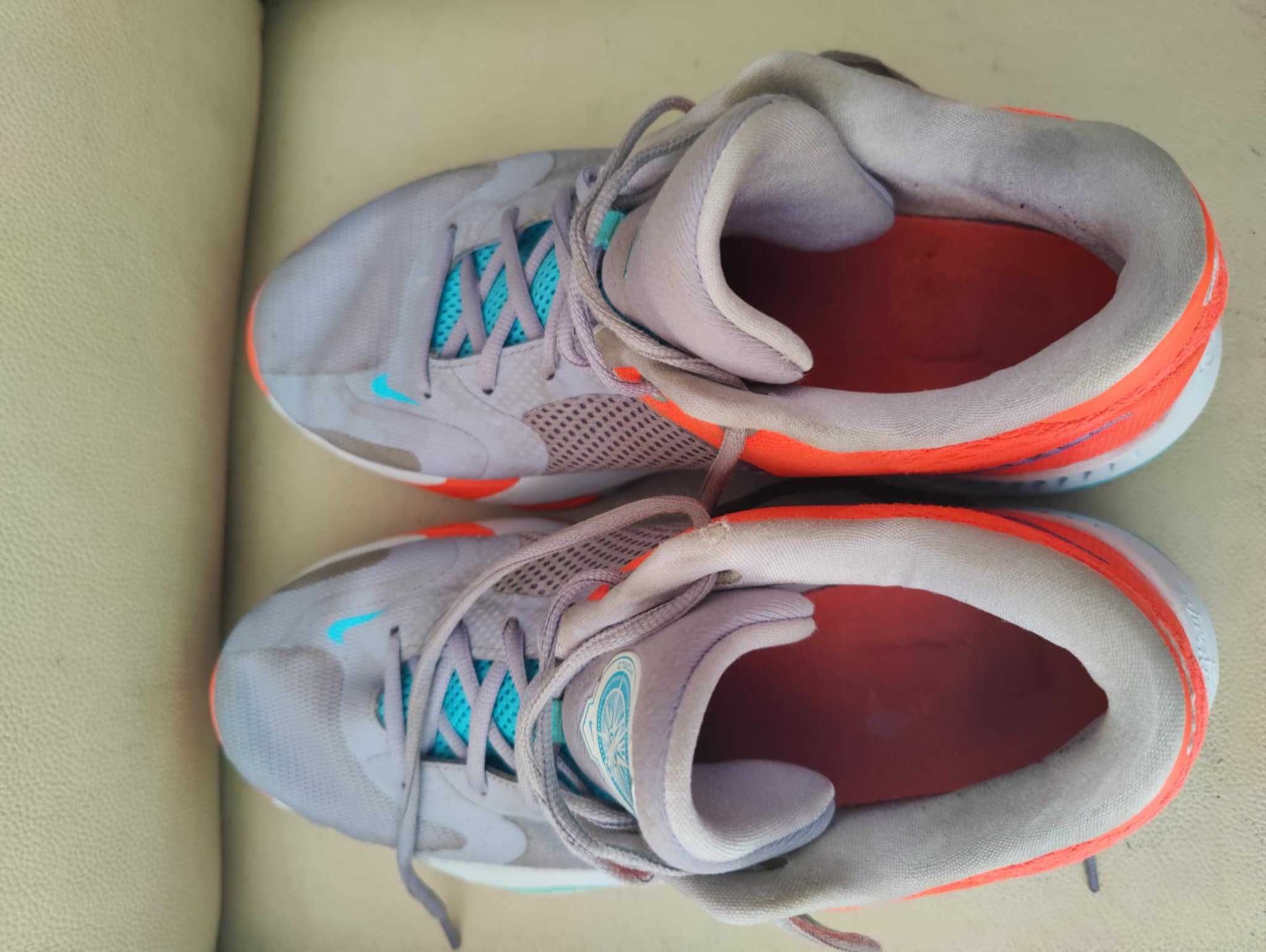 Nike Zoom Freak 4  tam 43 em excelente estado