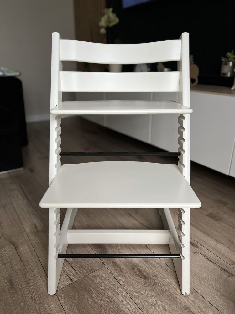 Rezerwacja Krzeselko białe tripp trapp stokke plus baby set w zestawie