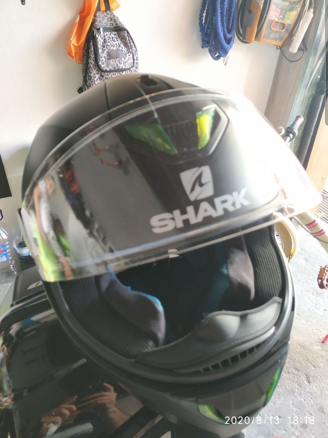 Capacete shark. .