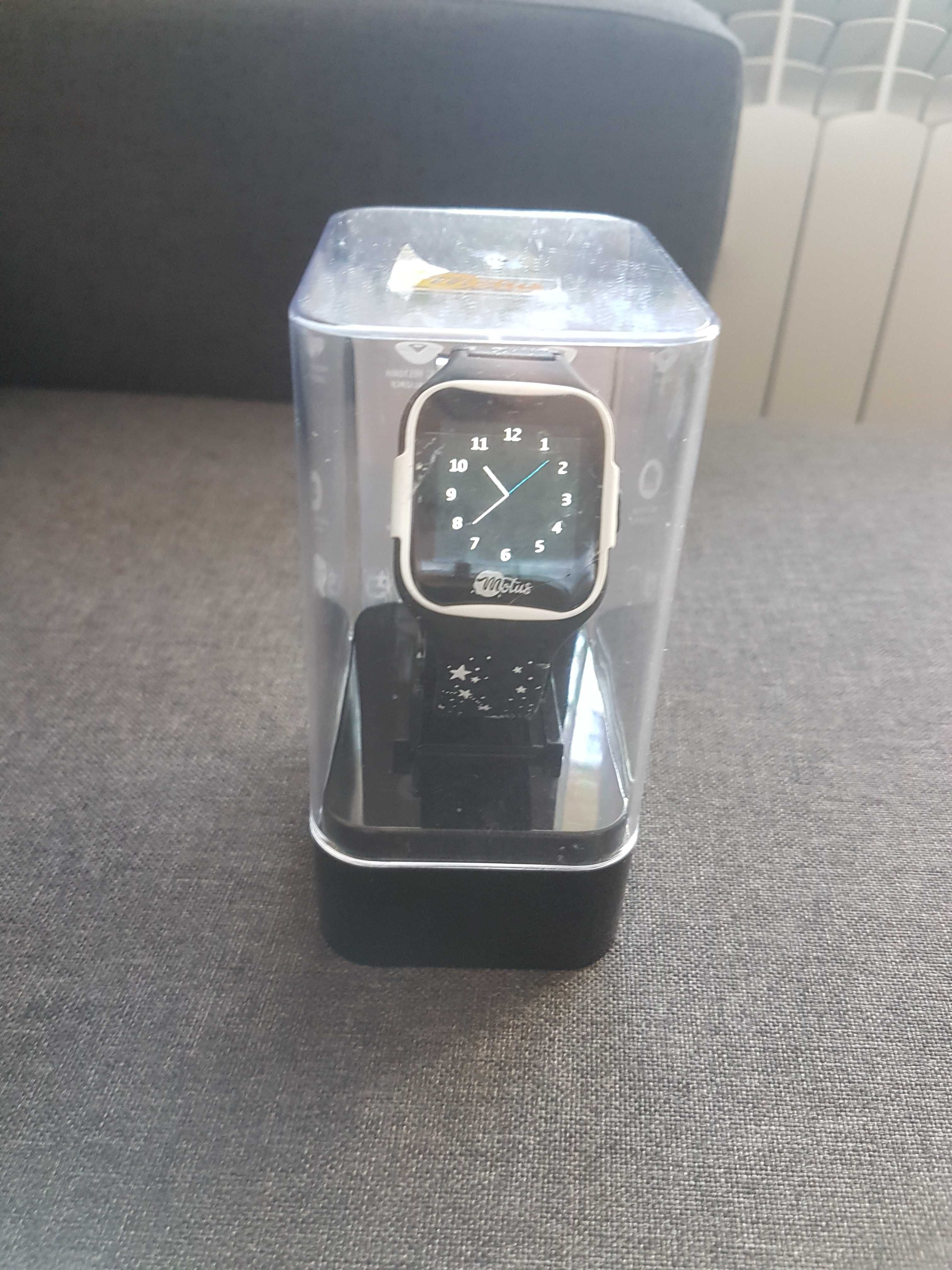 Smartwatch MOTUS Watchy Cosmos & Monster z portem na kartę SIM