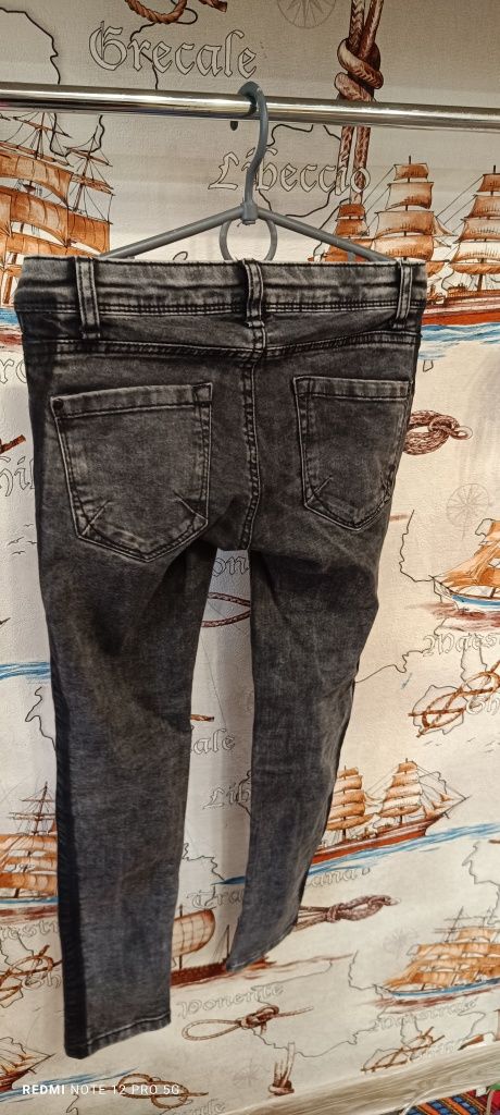 Стильні джинси 134