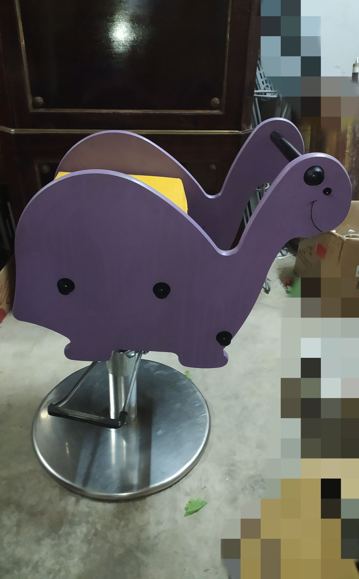 Cadeira criança cabeleireiro ou mesa roxo