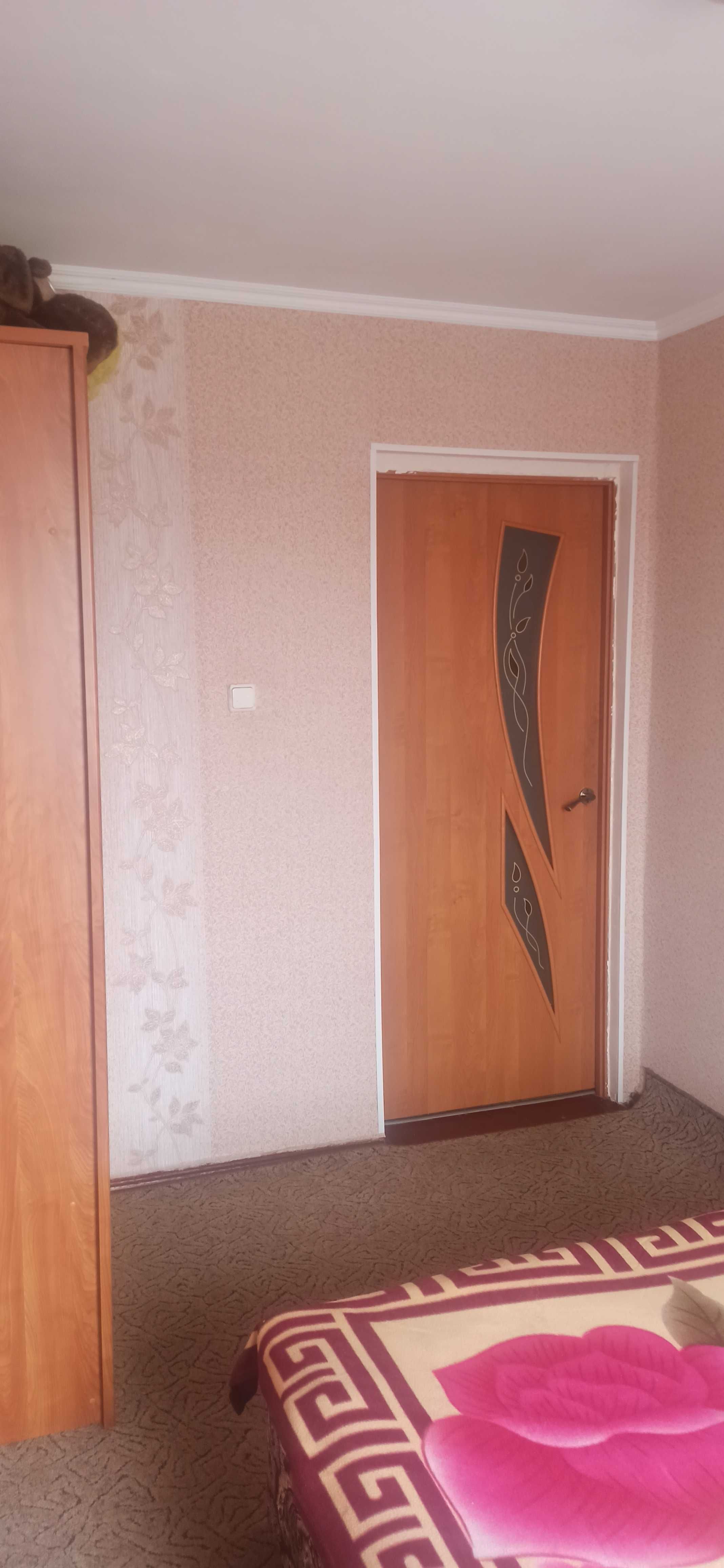 Продам 3-х кімнатну квартиру з індивідуальним опаленням в с.Войниха