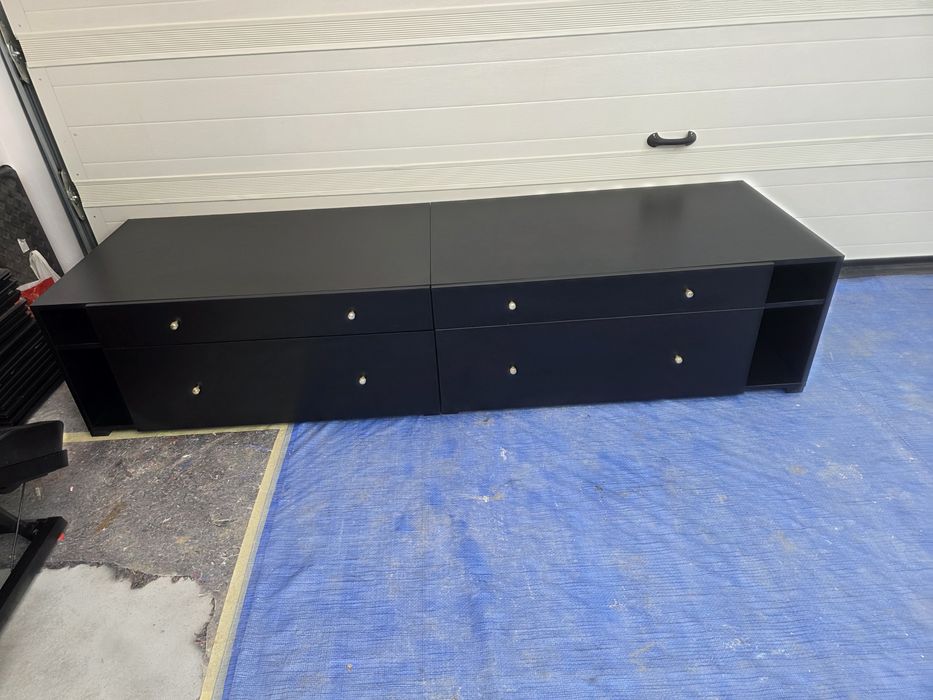 Szafka po telewizor do salonu