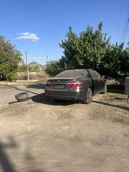 Продам тайлту камри 55ку 2016 года