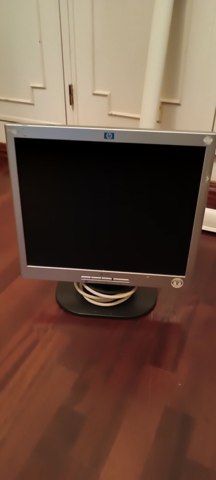 Monitor HP Modelo  1702