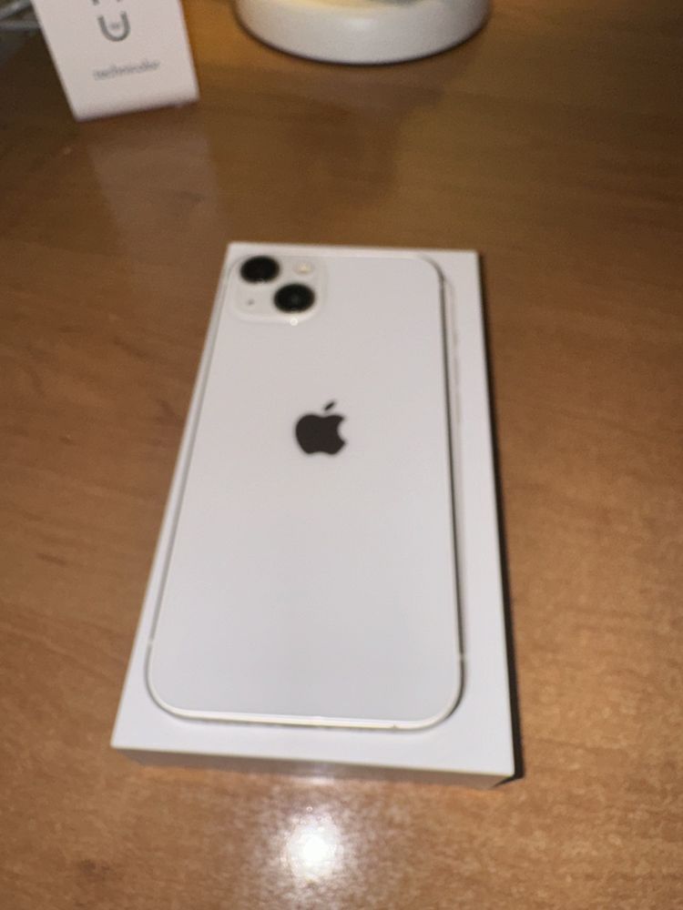 Iphone 13 biały