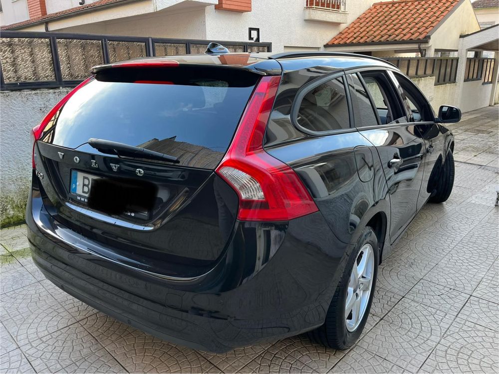 Volvo V60 2.0 D ano 2016