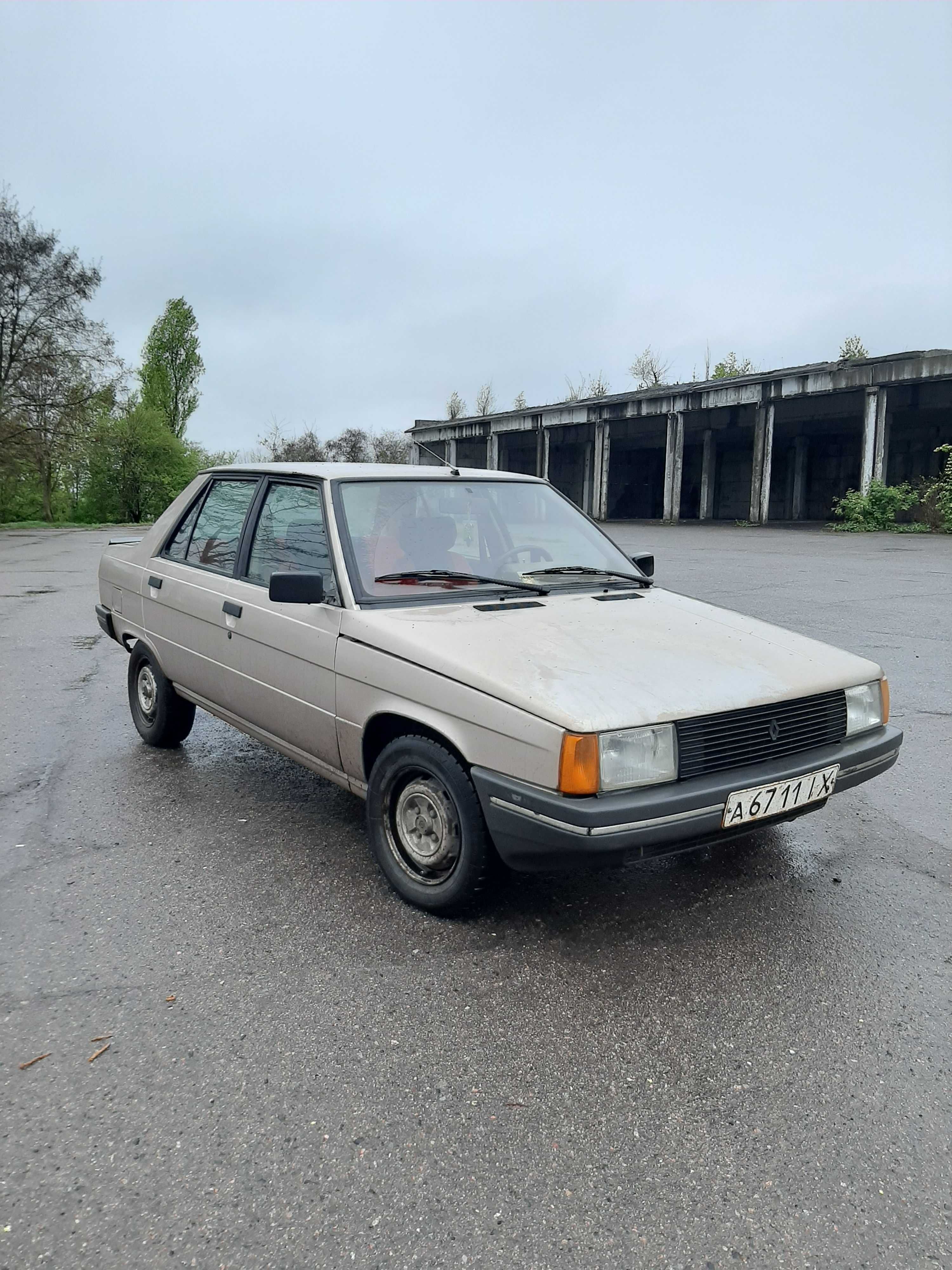 Продам Рено 9 . Renault 9