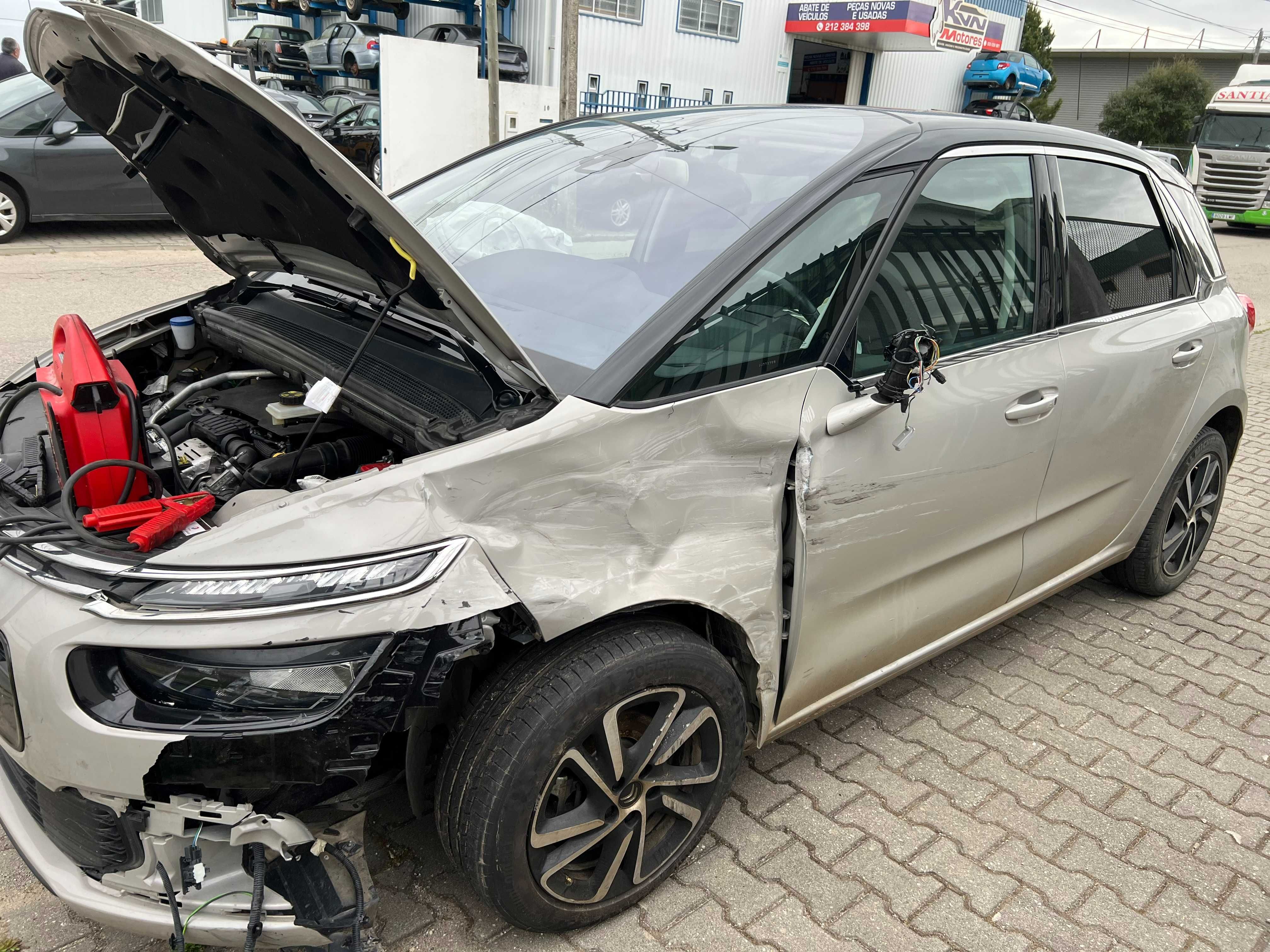 C4 PICASSO SPEICETOURER 2018 1.2l