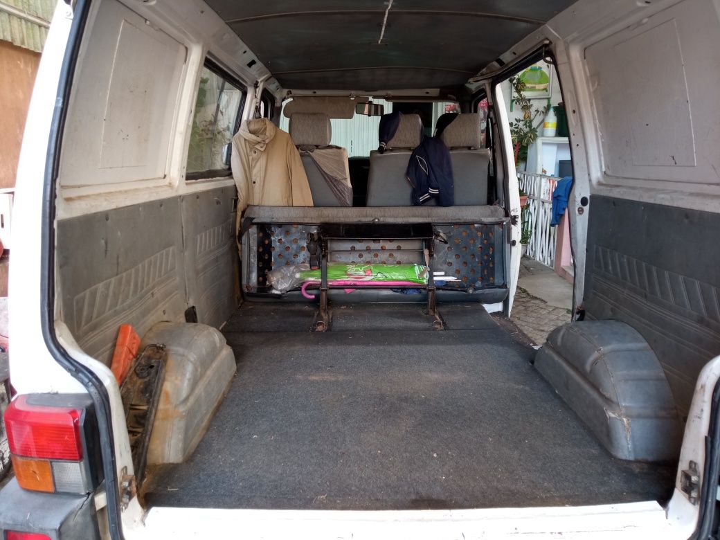 VW Transporter ou troco por carrinha mais pequena