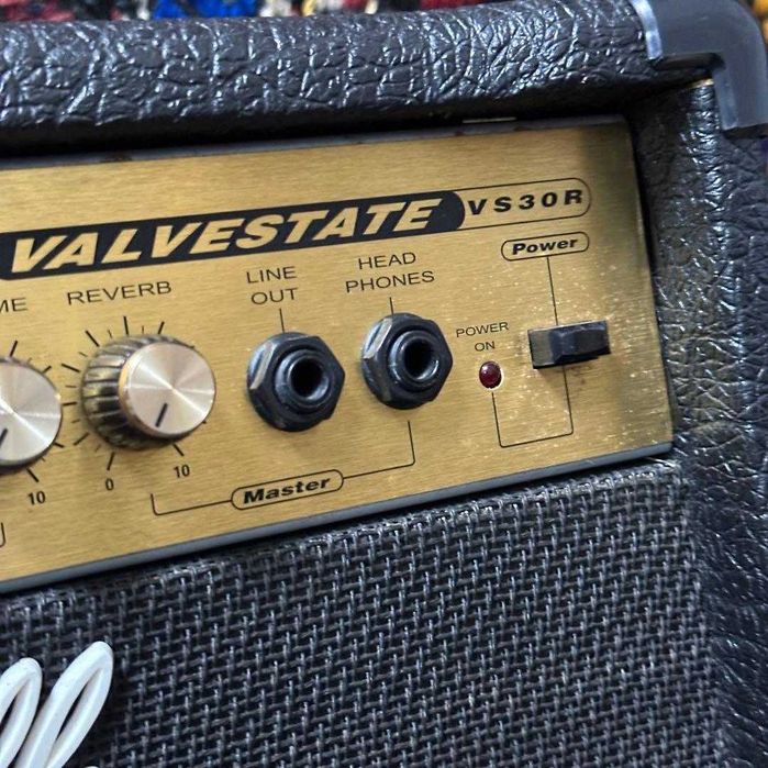 Amplificador (MARSHALL Valvestate Vs30r Uk98) usei com Gibson e Fender
