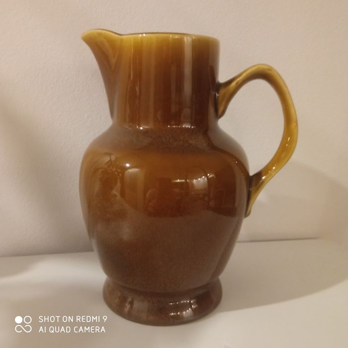 Dzbanek brązowy, porcelanowy, Michosławice