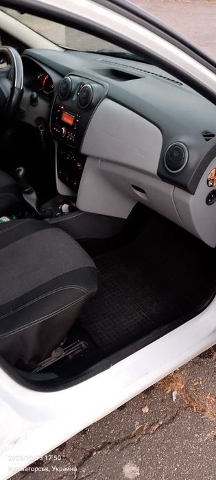 Продам Дачия Логан